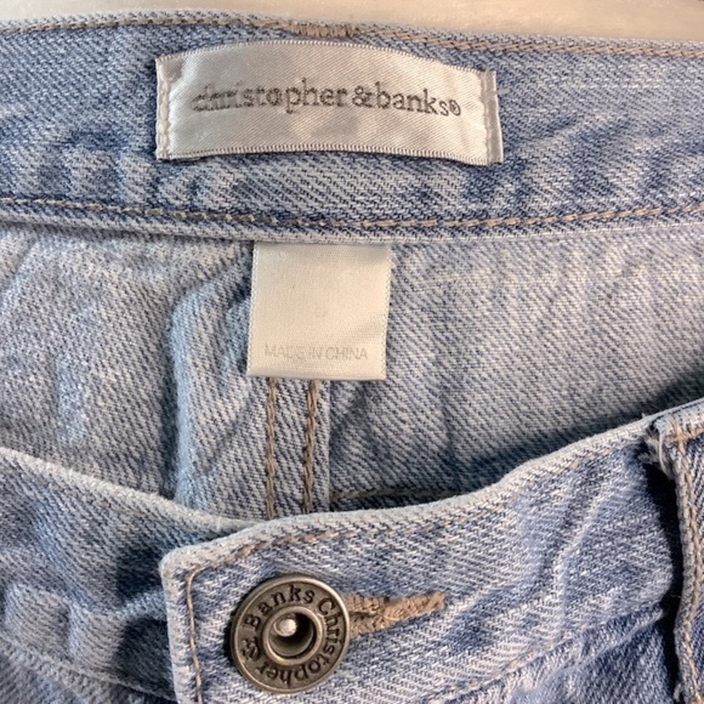 CHRISTOPHER & BANKS Embroidered Denim Capris 42 - Picture 4 of 8